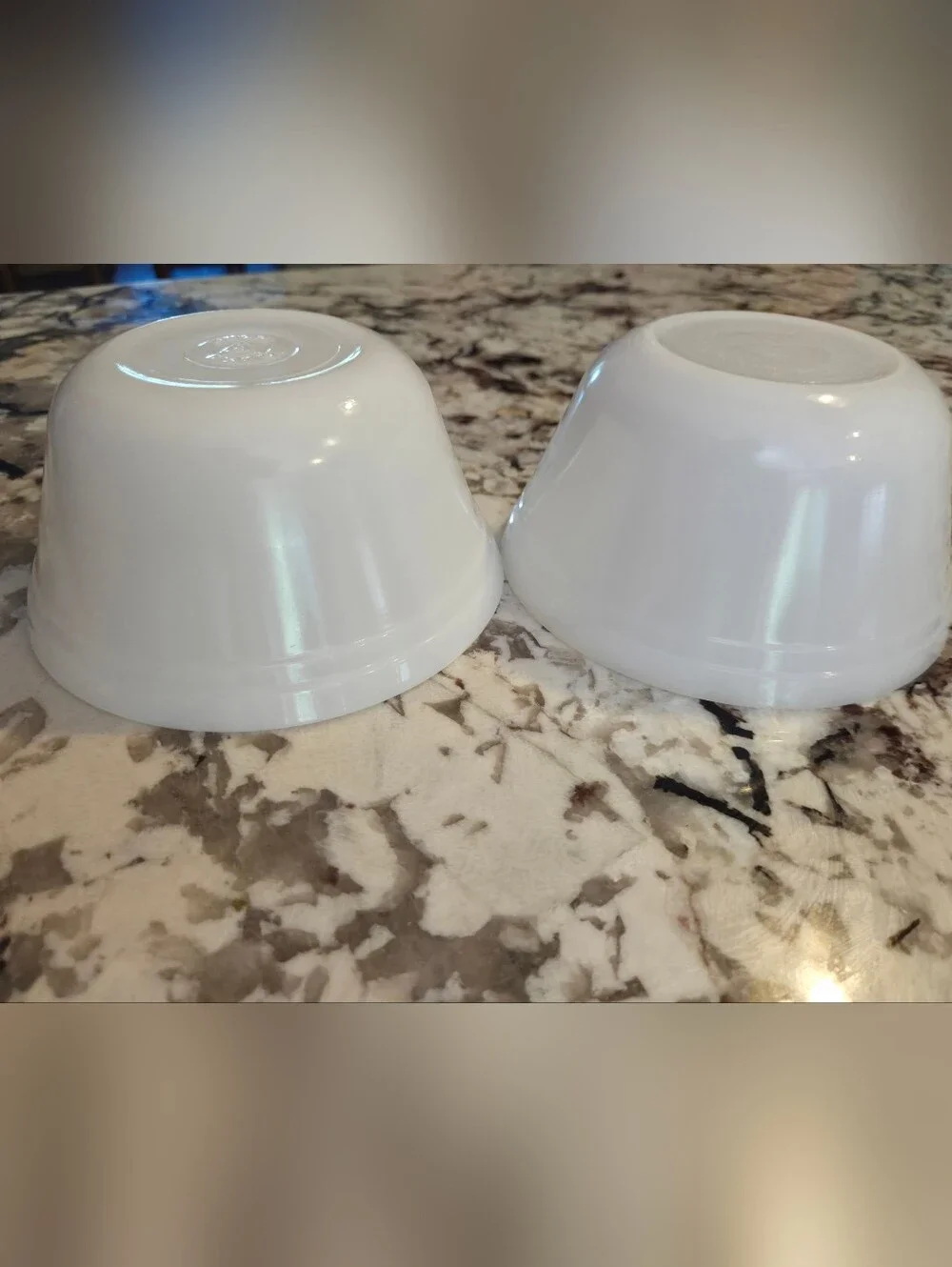 Federal Shield Oven Ware White Milk Glass Set of 2 Small 6